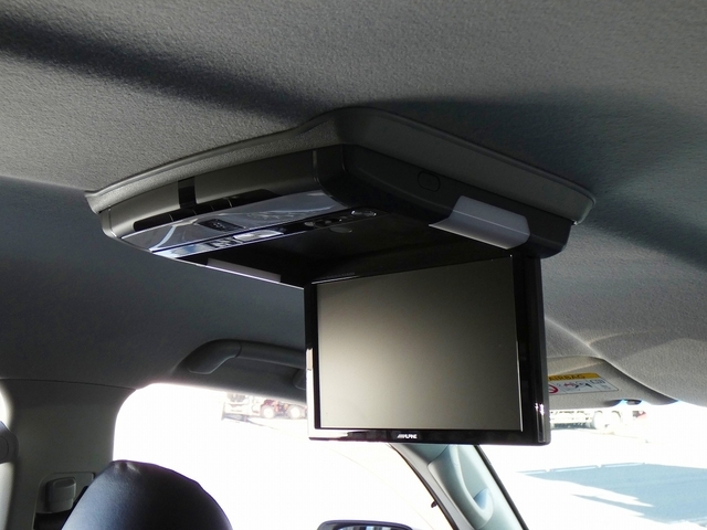 ���ꂵ���㕔�ȗp�̃t���b�v�_�E�����j�^�[��