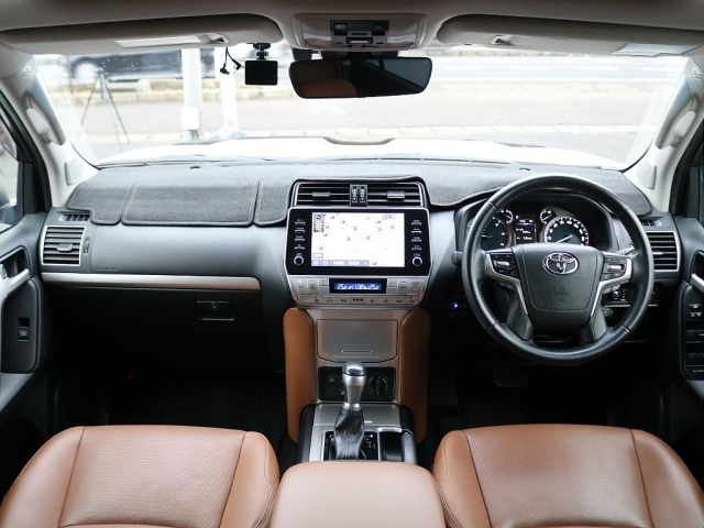 �e�k�d�w�O���[�v�́u���ׂĂ̐l�Ɉ��Ԃ��v���R���Z�v�g�ɎԎ�ʂɑS���W�J���I���Ԃƈꏏ�ɁA���C�t�X�^�C�����[�������Ă��炢�����Ƃ����v���ŁA�����N������X�ł͊F�l�̂��v�]�ɂȂ�ł����������܂���