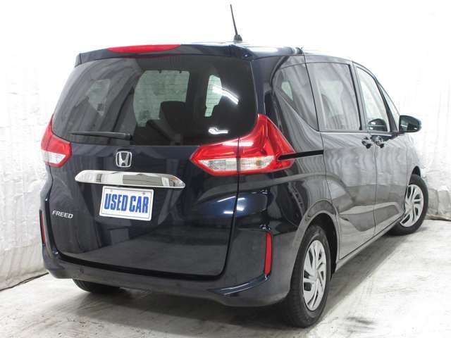 ���X�͕�d�ƐM�������b�g�[�ɂ��q�l�Ɋ��