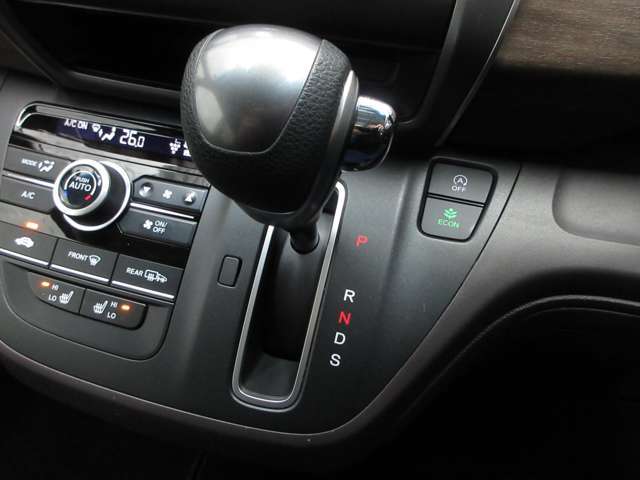 ���q�l�̋C�ɂȂ�|�C���g�̃G�A�R����~�b