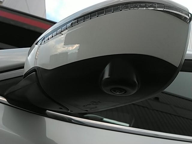 �S���ʃJ����