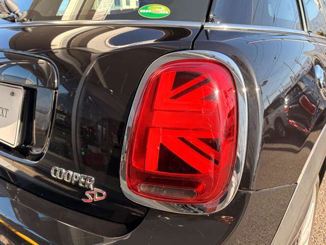 �l�C�̃��j�I���W���b�N�e�[�������v�𑕔�