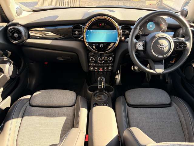 �l�h�m�h�炵���g�O���X�C�b�`���̗p�A�Z��