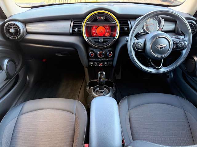 �l�h�m�h�炵���g�O���X�C�b�`���̗p�A�Z��