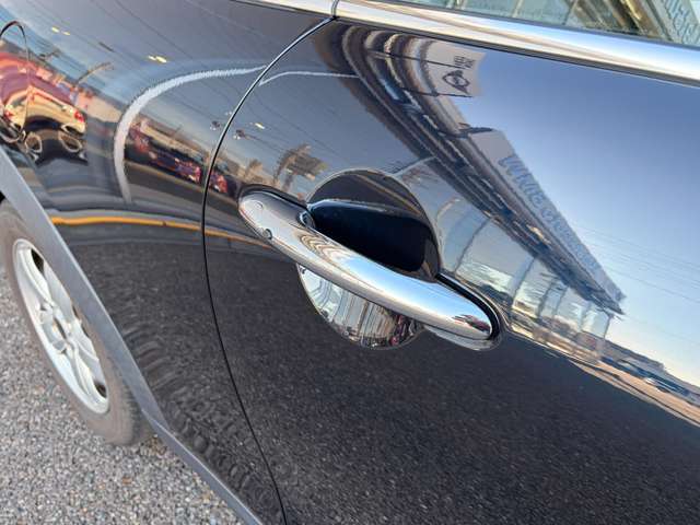 �N���[���̃h�A�n���h�����{�f�B�ƃ}�b�`��