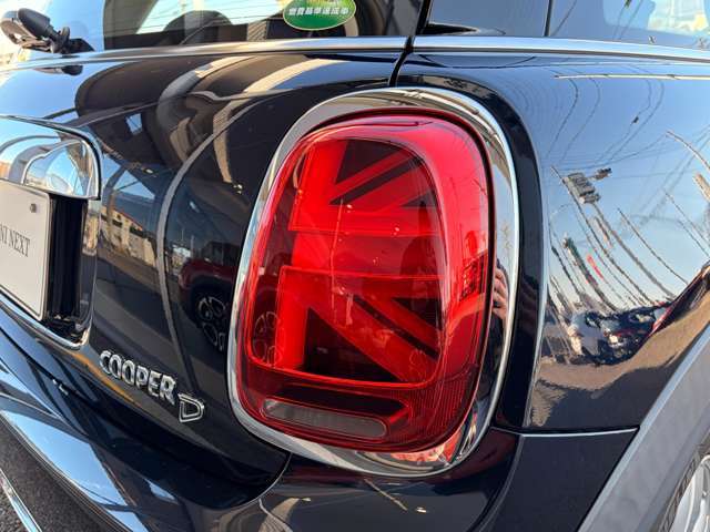 �l�C�̃��j�I���W���b�N�e�[�������v�𑕔�