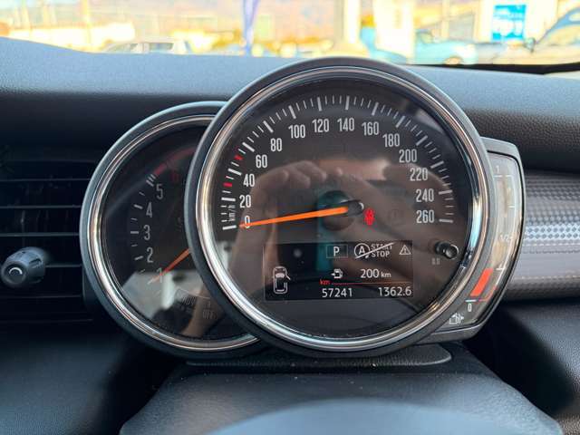 �x�����Ȃǂ̓i�r��ʂɉ�����\������邽