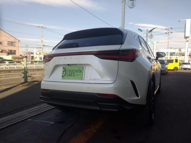 �o�b�N�J���������łȂ��S���ʃJ������������Ă���܂��̂ŃM�A���o�b�N�ɓ����Ƃs�u���j�^�[�Ŋm�F�����܂��I