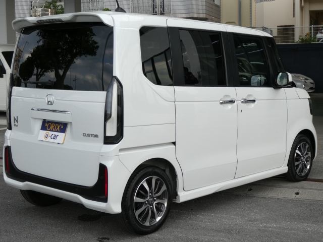 �I�v�V�������t���⃍�[���\�����݂Ȃǂ������Ă���܂��B���C�y�ɂ����k����������