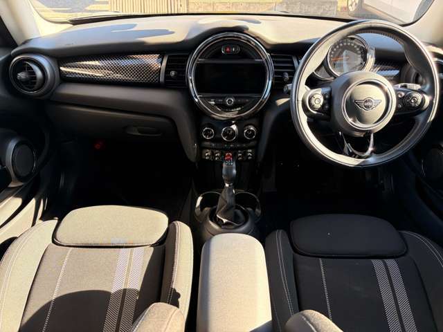 �l�h�m�h�炵���g�O���X�C�b�`���̗p�A�Z��