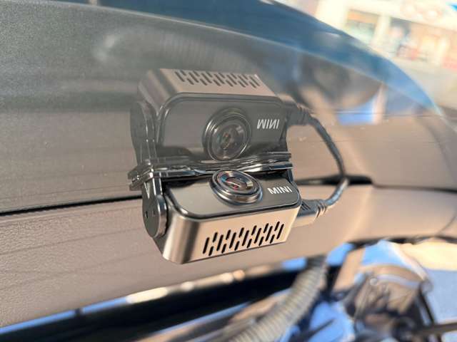 �����̃h���C�u���R�[�_�[�O����t���ς�