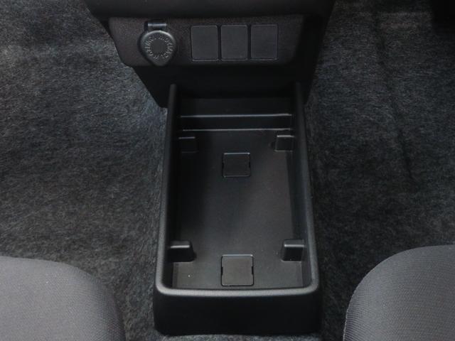 �Z���^�[�t���A�g���C�B�e�B�b�V������u�������ɂ��g�ѓd�b�Ȃǂ����[�ł����Ԃ�����܂��B����C�Ȃ��C�������������܂��B