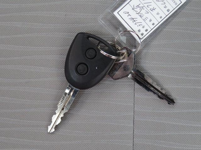 �L�[���X�G���g���[�ł��B�L�[�ɂ���{�^�������������Ńh�A�̎{���Ɖ������ł���̂ŕ֗��ł��B