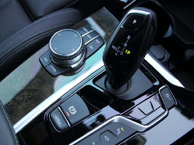 �S�ԓX���ɂēW�����I���z��������Ό��Ԋm�F���\�ł��B���C�y�ɂ��z�����������܂��B���X�^�b�t���ׂ��������������Ē����܂��̂ŗA���Ԃɂ��s����������ł����S�ł��B