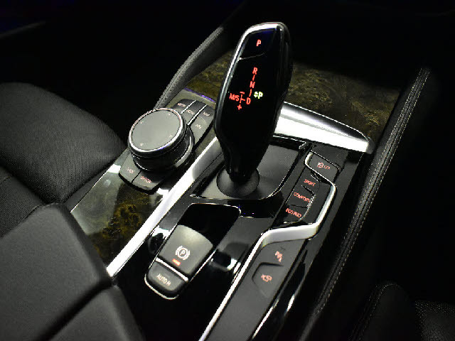 �f�ڈȊO�̉摜�����X�g�o�ɂđ������J���ł��I�����X��������ł����S���čw�����Ă���������悤�ו��܂Ōf�ڂ��Ă���܂��B���X�Ȃ�ł̗͂ǎ��Ȓ��ÎԂ݂̂�̔����Ă���܂��B