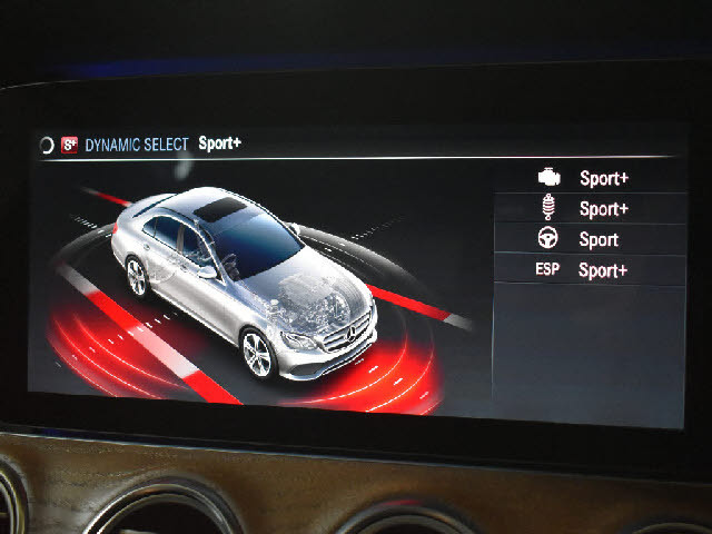 �S�ԓX���ɂēW�����I���z��������Ό��Ԋm�F���\�ł��B���C�y�ɂ��z�����������܂��B���X�^�b�t���ׂ��������������Ē����܂��̂ŗA���Ԃɂ��s����������ł����S�ł��B