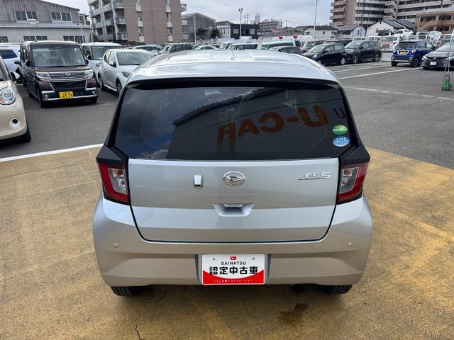 �ԗ��̏ڍׂ��Ԃɕt���܂��Ă̓X�^�b�t�܂ł��C�y�ɂ��₢���킹���������B