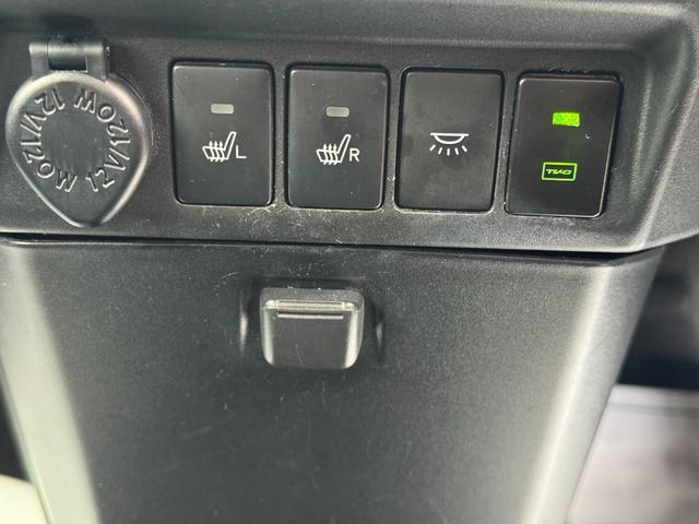 �ԗ��̏ڍׂ��Ԃɕt���܂��Ă̓X�^�b�t�܂ł��C�y�ɂ��₢���킹���������B