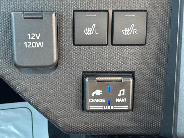 �ԗ��̏ڍׂ��Ԃɕt���܂��Ă̓X�^�b�t�܂ł��C�y�ɂ��₢���킹���������B