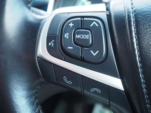 �茳�ŊȒP�ɑ���\�ȃX�e�A�����O�X�C�b