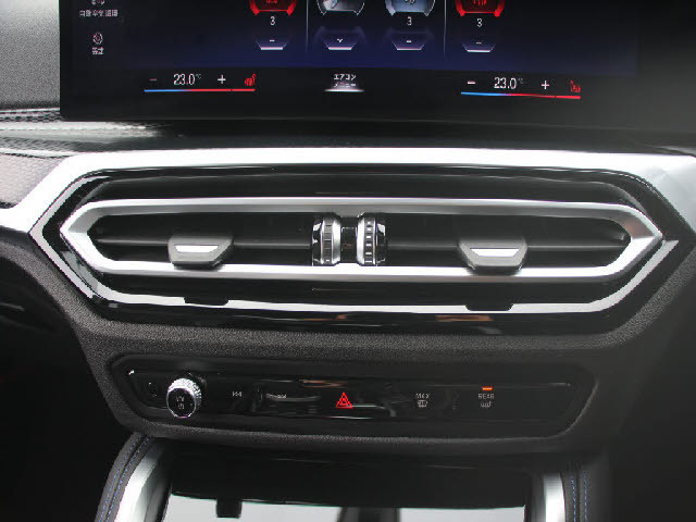 �f�ڈȊO�̉摜�����X�g�o�ɂđ������J���ł��I�����X��������ł����S���čw�����Ă���������悤�ו��܂Ōf�ڂ��Ă���܂��B���X�Ȃ�ł̗͂ǎ��Ȓ��ÎԂ݂̂�̔����Ă���܂��B