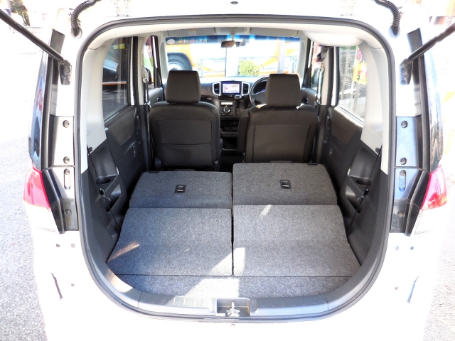 �V�[�g��|���Ƃ���Ȋ����B2��ڂ͍��E�������鎖���o����̂ŁA���������₨�o�����͂������A���d���Ɏg������������������Ⴂ�܂��B