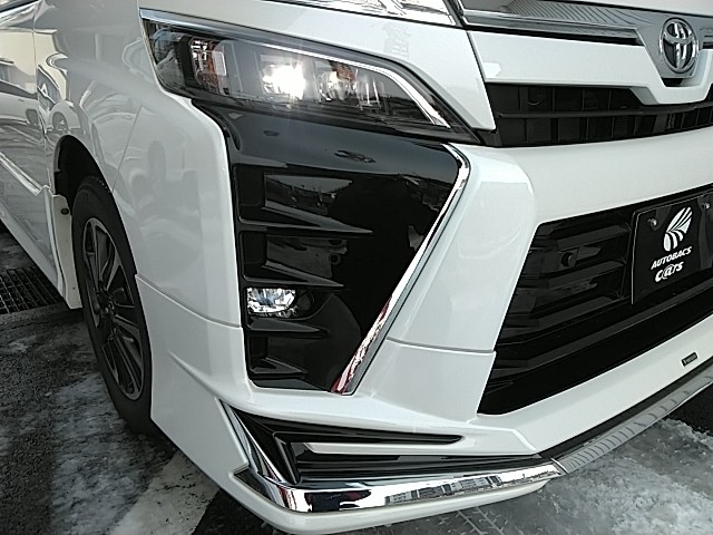 �k�d�c�w�b�h���C�g�A�t�H�O