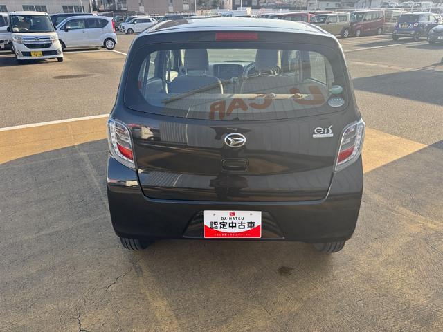 �ԗ��̏ڍׂ��Ԃɕt���܂��Ă̓X�^�b�t�܂ł��C�y�ɂ��₢���킹���������B