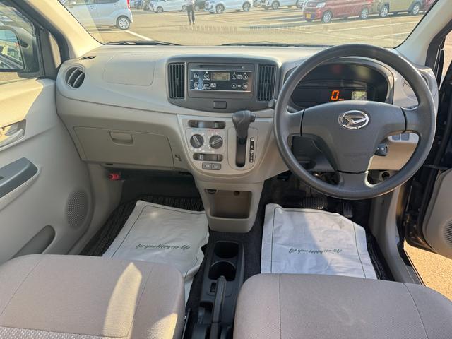 �ԗ��̏ڍׂ��Ԃɕt���܂��Ă̓X�^�b�t�܂ł��C�y�ɂ��₢���킹���������B