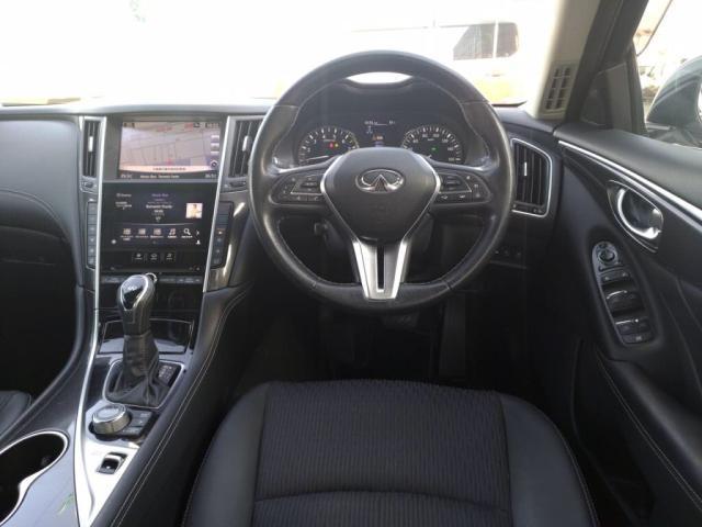 ���[�t�����������炵�������������ăi�r���j�^�[�����₷���ʒu�ŉ^�]�A�i�r�Ƃ����삵�₷���ł���I