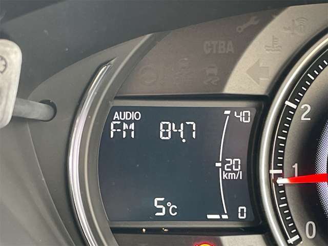 �J�[�p�i�X�́u�I�[�g�o�b�N�X�v�ł��̂ŁA