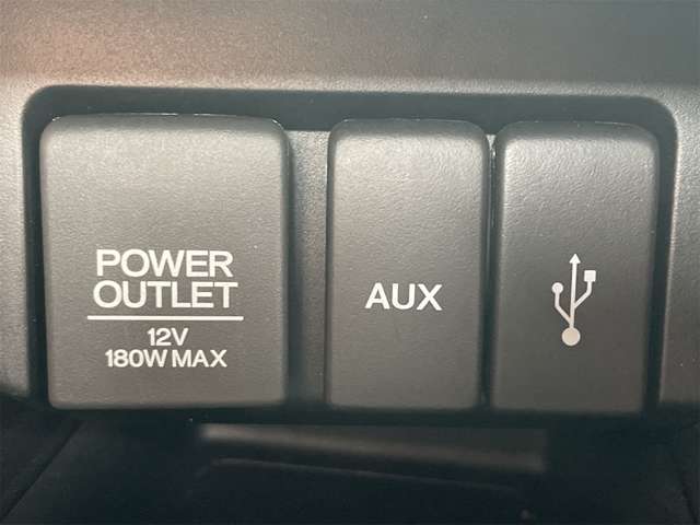 ���X�ł́A���N���}�́u�����E����v�ɂ�