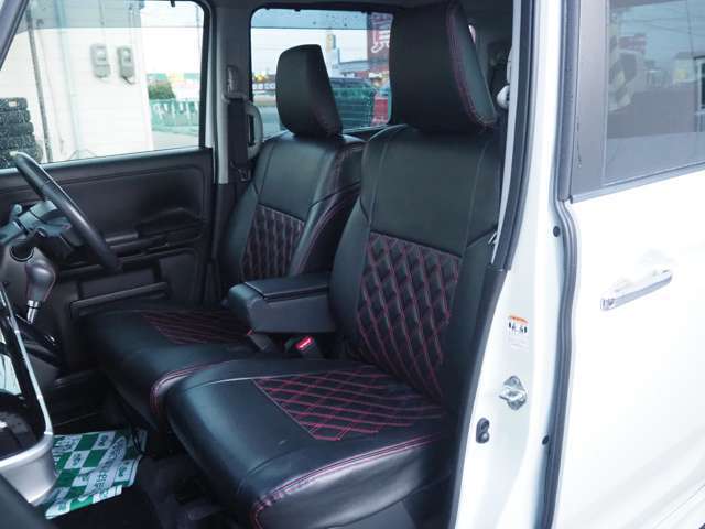 �V�[�g�Ƀ_���[�W��򉻂͏��Ȃ��A�ǍD�ȃR