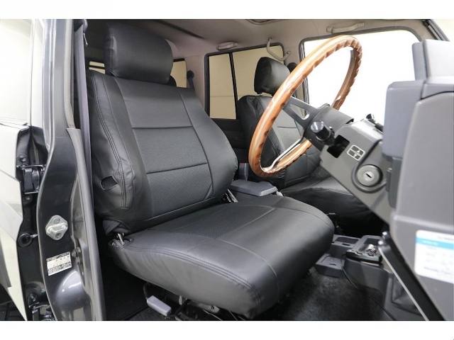 �V�i�V�[�g�J�o�[������