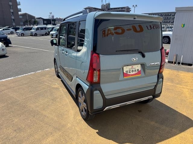 �����h�A�E�����N�H�[�^�[�E�o�b�N�h�A�E�B���h�E�ɃX���[�N�h�K���X���̗p