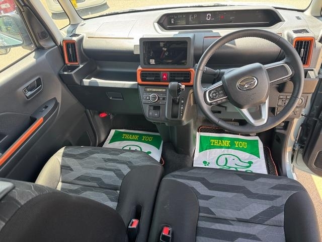 �ԗ��̏ڍׂ��Ԃɕt���܂��Ă̓X�^�b�t�܂ł��C�y�ɂ��₢���킹���������B