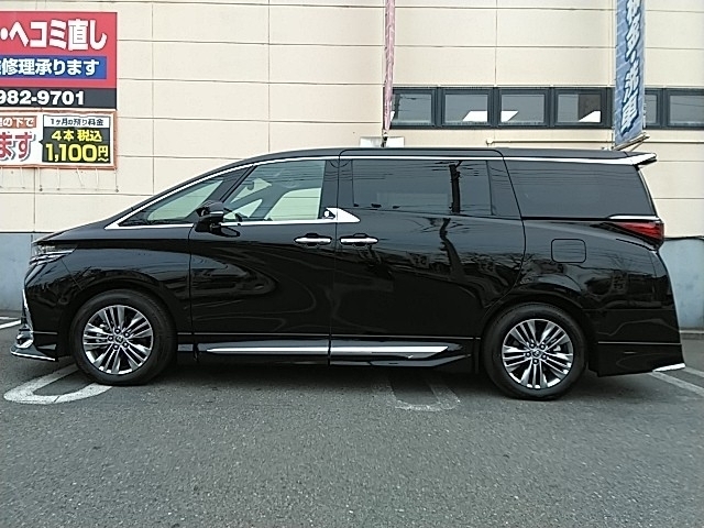 トヨタ アルファード 2500 Z （ガソリン車） 5ドア F 719.8万円