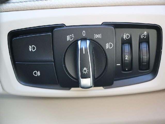 ���X�Ȃ�ł͂̔[�ԑO���������{�I��p�e�X�^�[�������I���o��ɂ��܂��Ă͂��C�y�ɂ��⍇���������B�[�Ԍ�̎Ԍ��E�_���E���E�h���X�A�b�v�Ȃǂ����Ђ��q�l���ʉ��i�ɂĂ��ē������Ē����܂��B������Ԋ����I