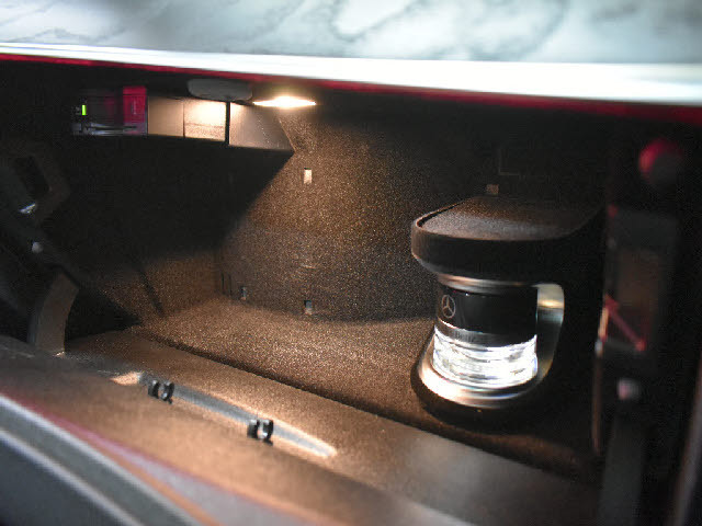 ���X�Ȃ�ł͂̔[�ԑO���������{�I��p�e�X�^�[�������I���o��ɂ��܂��Ă͂��C�y�ɂ��⍇���������B�[�Ԍ�̎Ԍ��E�_���E���E�h���X�A�b�v�Ȃǂ����Ђ��q�l���ʉ��i�ɂĂ��ē������Ē����܂��B������Ԋ����I