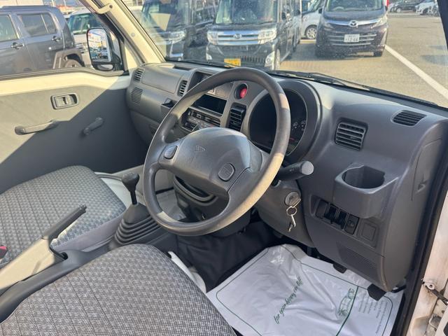 �����N���[�j���O��