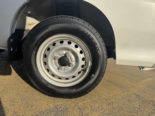 �ԗ��̏ڍׂ��Ԃɕt���܂��Ă̓X�^�b�t�܂ł��C�y�ɂ��₢���킹���������B