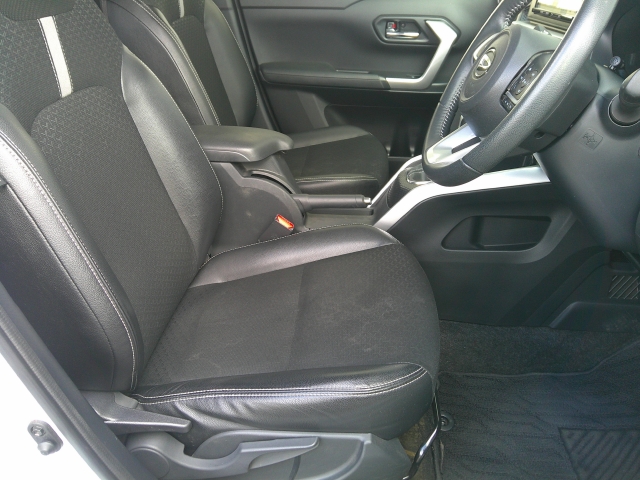 �t�����g�V�[�g����ԗǍD�ł���B�傫�ȉ�����Ȃ��A���S�ł��B����S�n�������ł���B