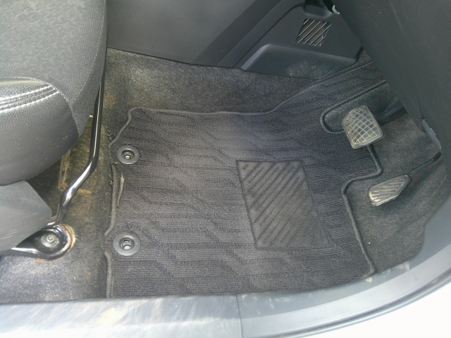 �^�]�ȃt���A�}�b�g�ł��B