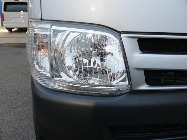 �R�^���f�������w�b�h���C�g�����I�I