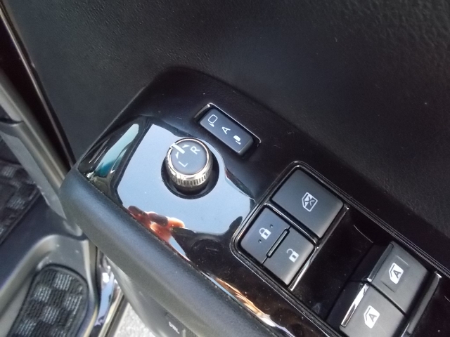 �I�[�g�@�\�t���A�d���i�[�~���[