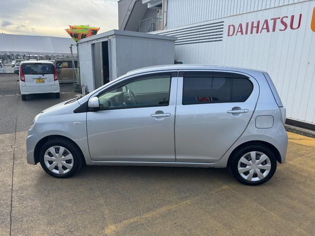 �l�C�̃J���[��