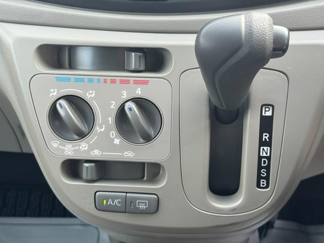 �ԗ��̏ڍׂ��Ԃɕt���܂��Ă̓X�^�b�t�܂ł��C�y�ɂ��₢���킹���������B