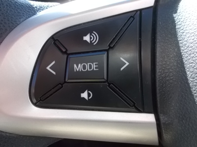 �X�e�A�����O�X�C�b�`