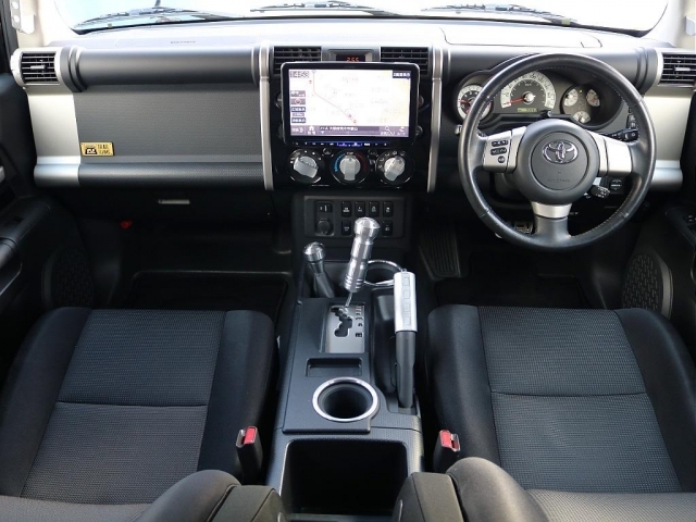 �ׂ��ȃJ�X�^������������Ă���܂��ˁB