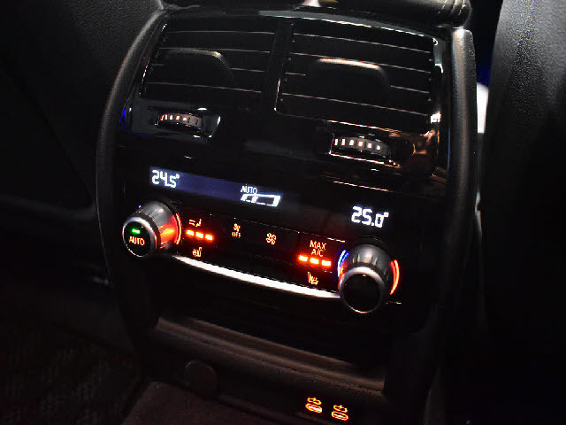 �f�ڈȊO�̉摜�����X�g�o�ɂđ������J���ł��I�����X��������ł����S���čw�����Ă���������悤�ו��܂Ōf�ڂ��Ă���܂��B���X�Ȃ�ł̗͂ǎ��Ȓ��ÎԂ݂̂�̔����Ă���܂��B